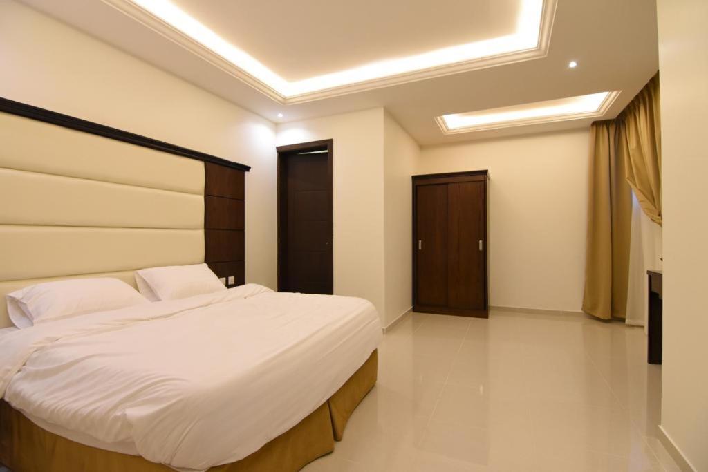 Golden White Hotel Ta'if Exterior photo
