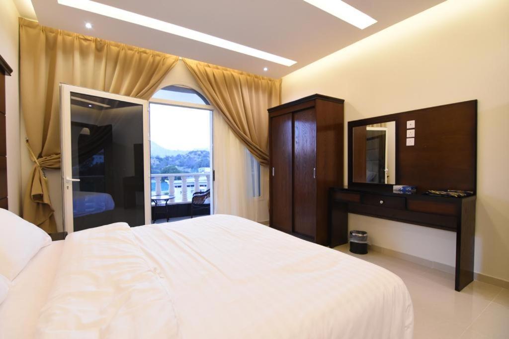 Golden White Hotel Ta'if Exterior photo